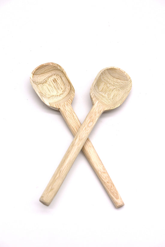 <strong>Cuchara de Madera </strong><br> Traditional Wooden Cooking Spoon